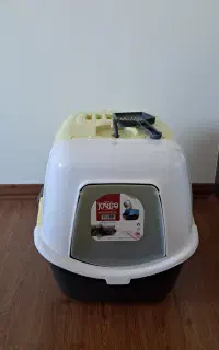 ظرف خاک گربه