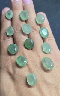 تعدادی زمرد زامبیا اصل