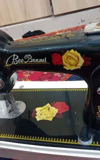 چرخ خیاطی و توستر