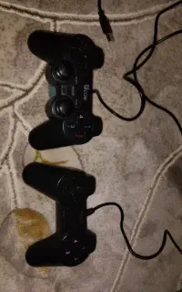 دو دسته بازی برای کامپیوتر و لب تاب سالم و نو