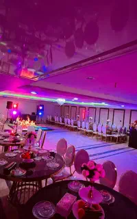 اجاره سالن اجتماعات تولد نامزدی عقدبله برون