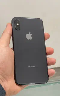 ایفون xs