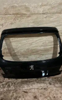 درب صندوق عقب ۲۰۷