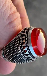 انگشتر عقیق گرد سرخ  رکاب تمام نقره استاد عزیزی