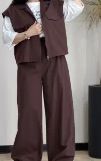 وست و شلوار قهوه ای نو