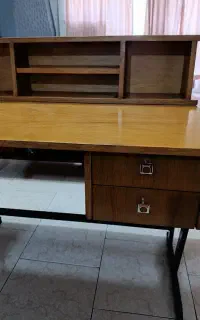 میز تحریر کامل چوب با پایه فلزی