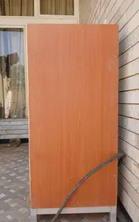 ویترین شیشه ای چوبی