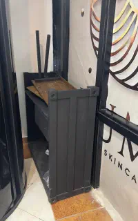 میز کانتر و ویترین مغازه
