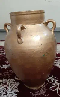 کوزه سفالی سالم