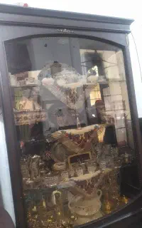 بوفه سناتوری به قیمت پیشنهادی شما
