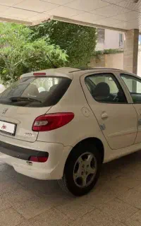 ۲۰۷ پاناراما مدل ۴۰۳ با ۱۳ هراز تا کار