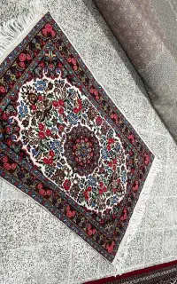 فرش دستبافت یه ذره و نیم