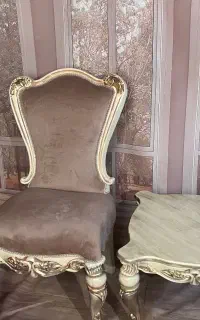 فون عکاسی همراه میز و صندلی