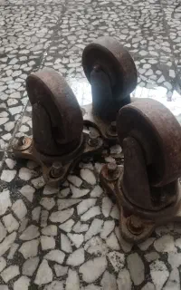 چرخ فلزی