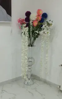گلدان شیشه ایی همراه باگل