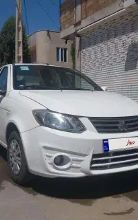 ساینا کارمندی لازرورقی