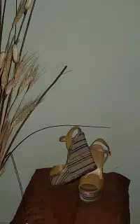 صندل چرم اصل الدو Aldo