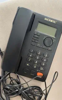 تلفن رومیزی