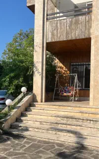 نیرو خدماتی خانم