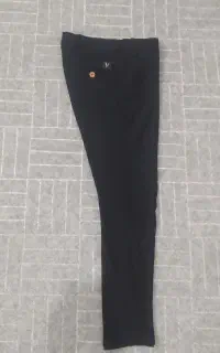شلوار نخی و کتان کارکرده در حد نو