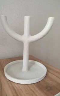 شمعدان پایه دار