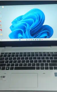 لپتاپ نسل8  hp در حد صفر