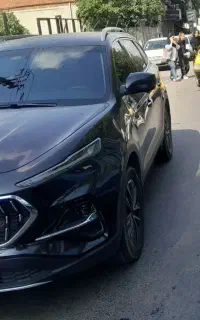 کی ام سی ۴۰۲ بی خط خش داخل کابین نو