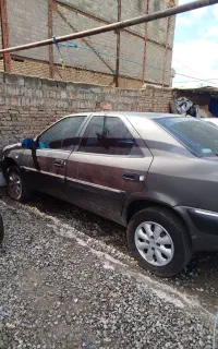 زانتیا ۲۰۰۰ مدل ۸۴