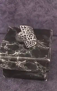 انگشتر وگوشواره و النگو