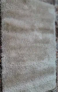 فرش رنگ کرم