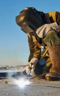 جوشکاری و تعمیرات خرده کاری در محل شبانه روزی