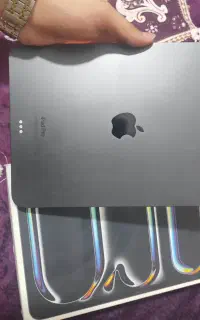 Ipad pr   M  Gg