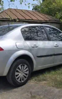 مگان E2نقره ای دنده مدل۸۸