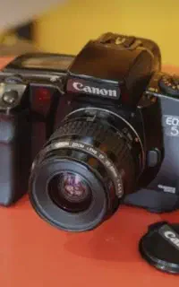 دوربین عکاسی قدیمی  canon