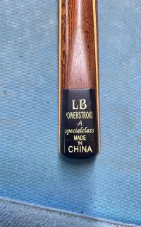 چوب اسنوکر ال بی قدیمی تمیز