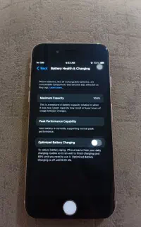 آیفون 8
