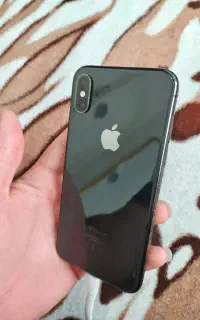 ایفون xs