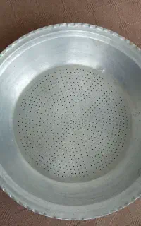 تعدادی لوازم آشپزخانه کاملا نو