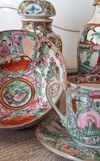 سرویس کامل گل مرغی عتیقه  مناسب جهیزیه