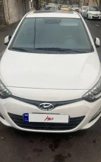 هیوندا i20