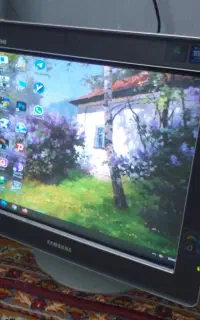 مانیتور کامپیوتر