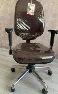 صندلی چرخشی