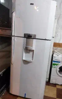 یخچال فریزر و تمام فریزر