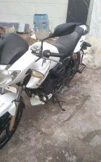 آپاچی 180 معاوضه با پراید موتور نرم راحت  بیمه