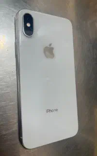 ایفون xs