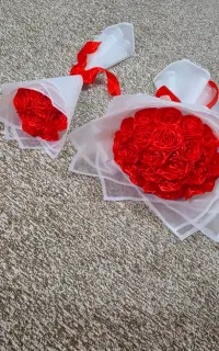 دست گل روبانی (تحویل فوری درب منزل)