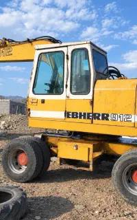 بیل مکانیکی Liebherr 912