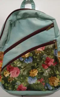 کوله پشتی مدرسه