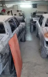 شاگرد نقاشی خودرو