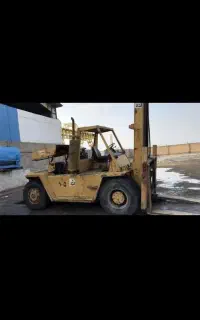 راننده بلدوز و لیفتراک و پایه دوم هستم